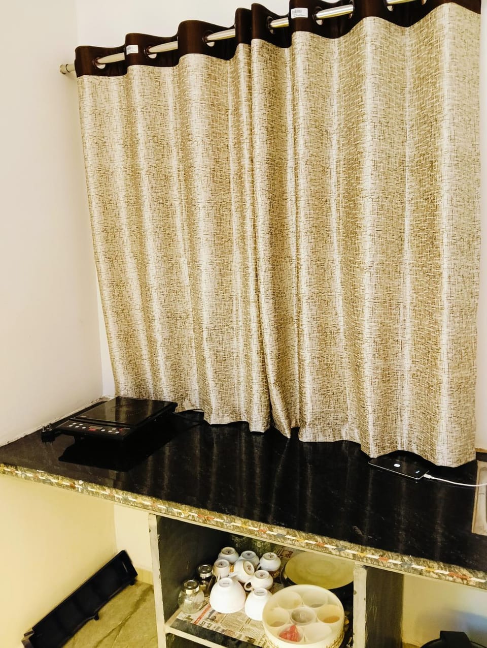Kitchen or kitchenette, kitchen