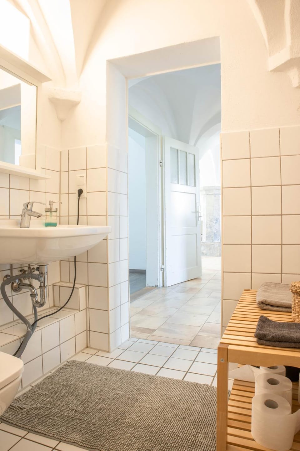 Gewölbe aus dem Jahr 1806 genau zw L und DD Apartment in Saxony