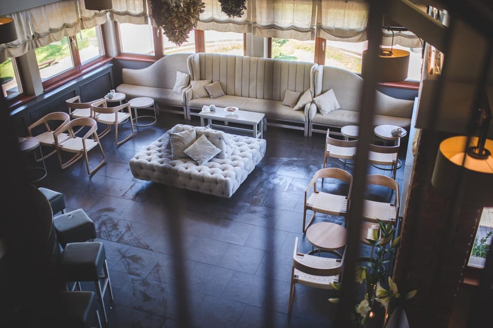 Lounge or bar