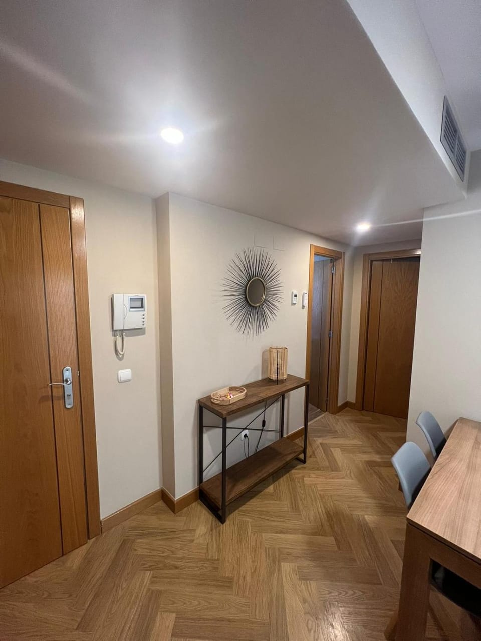 Luxury Esther Benidorm VACATION RENTALS FROM 11 NIGHTS Apartment in Benidorm
