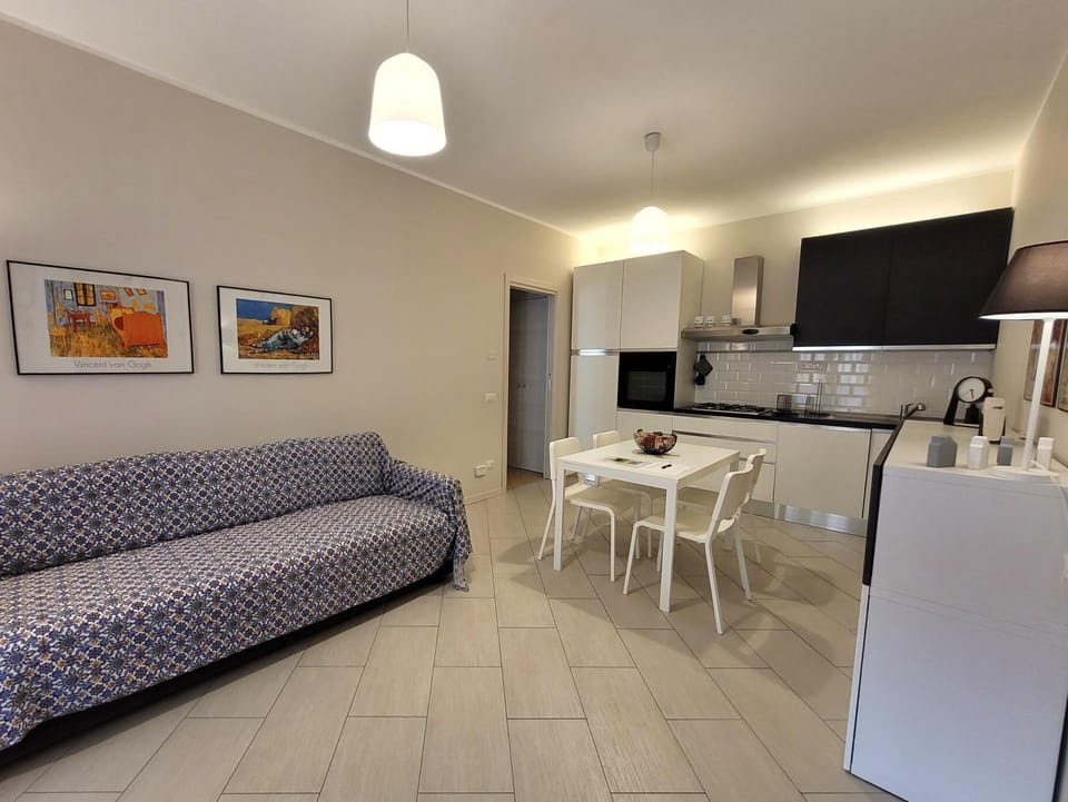 Dining area, kitchen, kitchen
