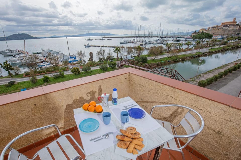 Affitti Brevi Toscana - La Vista sul Porto Apartment in Talamone