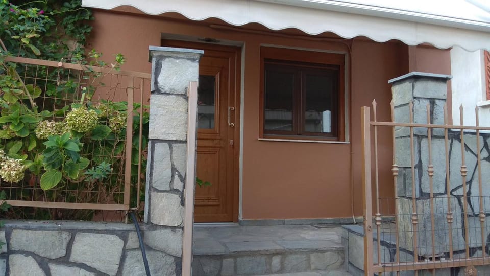 ΠΛΑΤΕΙΑ-PLATIA House in Halkidiki