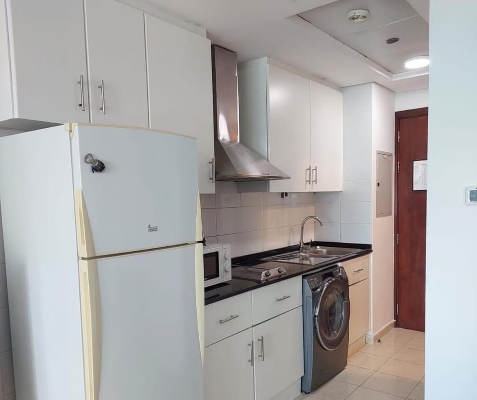 White Sage - Luxurious Studio in JLT With City Skyline View Apartment in Dubai
