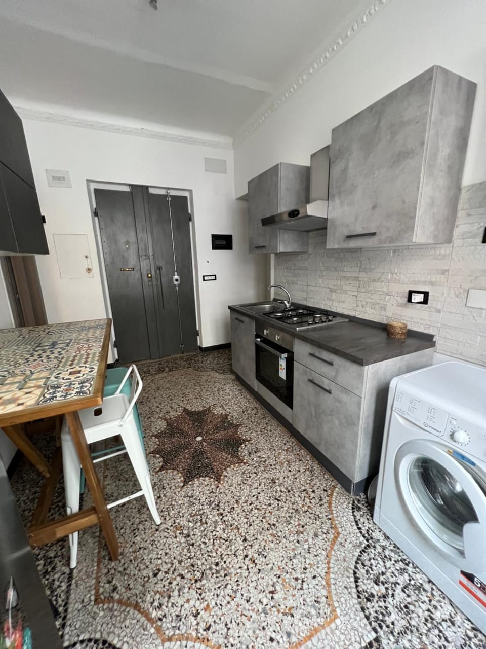 Grey house Apartment in Genoa