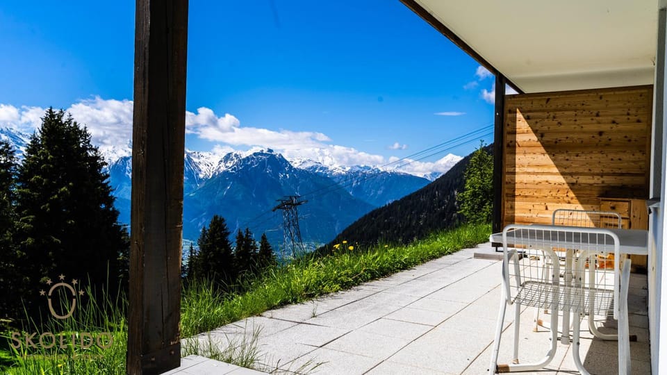 View (from property/room), Mountain view