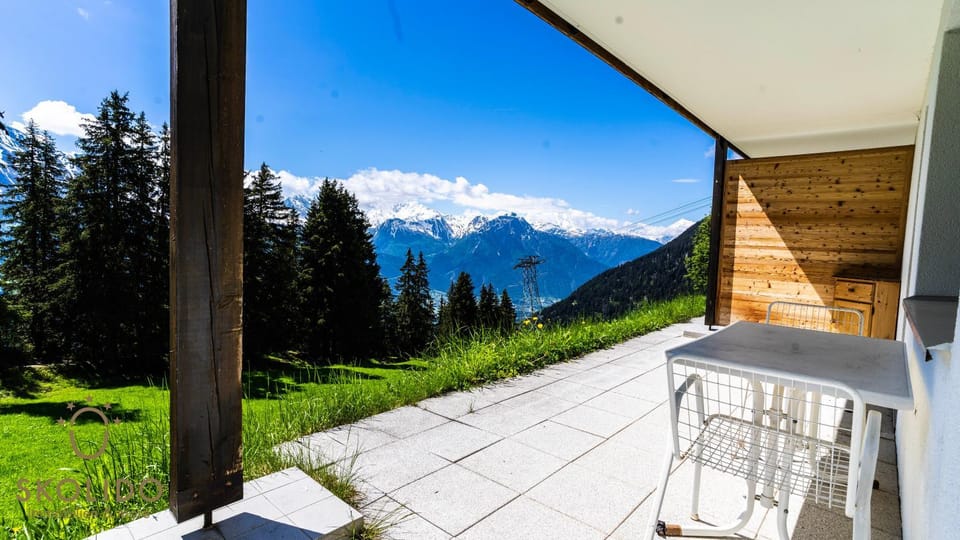 Natural landscape, View (from property/room)