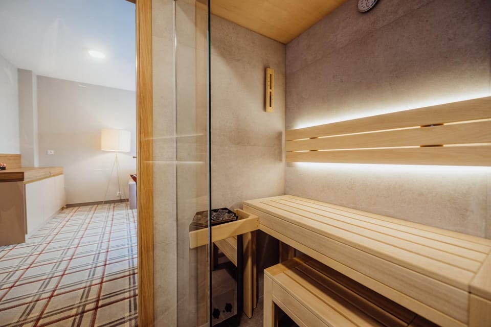 Sauna, Bathroom