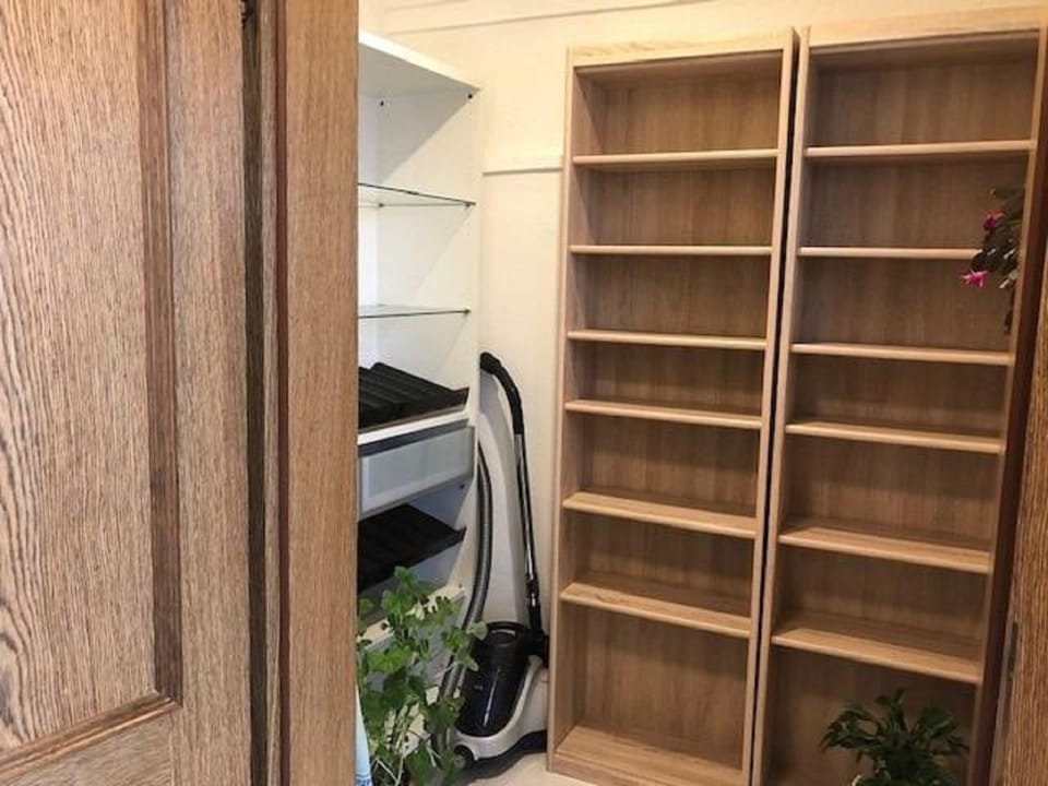 wardrobe