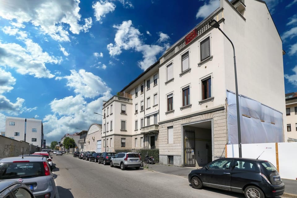 City view, Street view