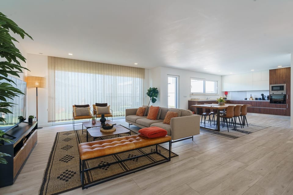 Kitchen or kitchenette, Living room, Seating area, Dining area, minibar, pet friendly, stove