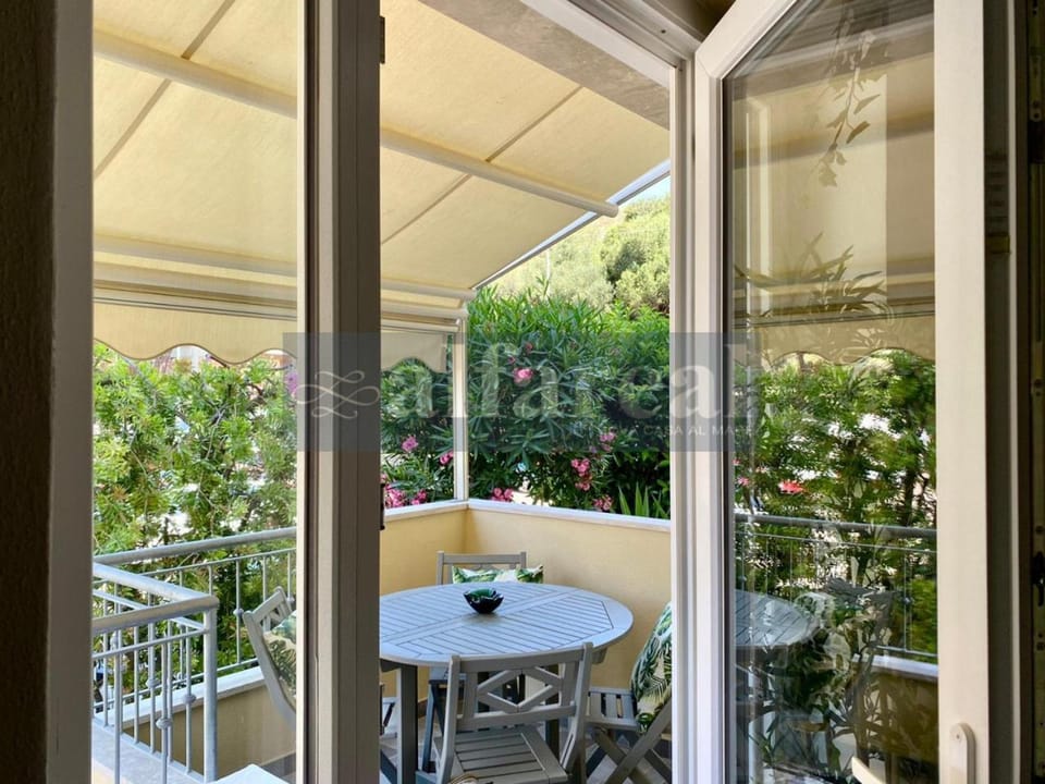 Balcony/Terrace, Dining area