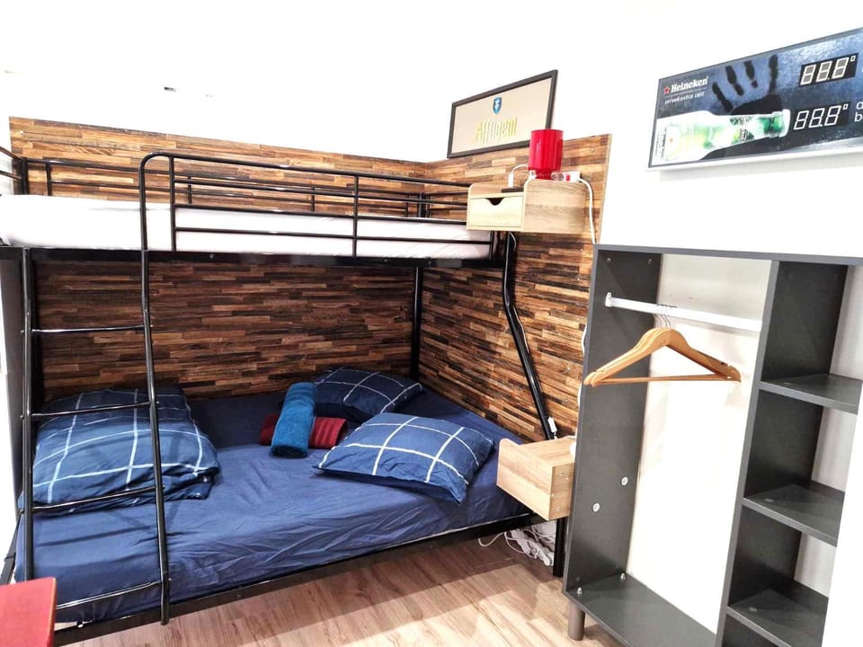 bunk bed