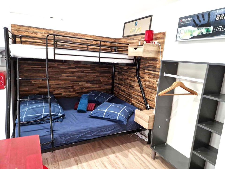 bunk bed