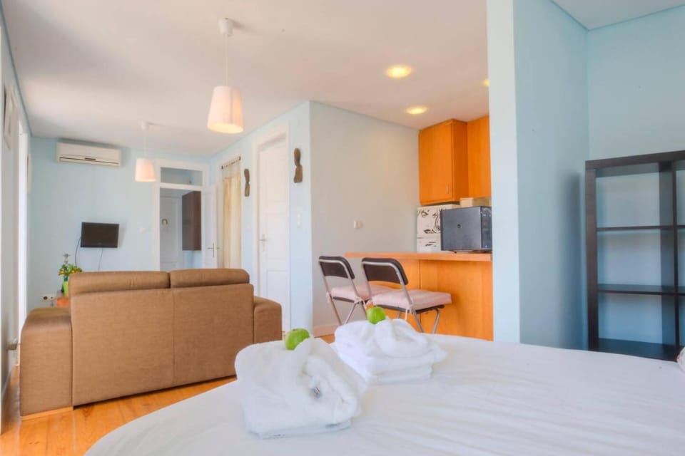 Kitchen or kitchenette, Living room, Photo of the whole room