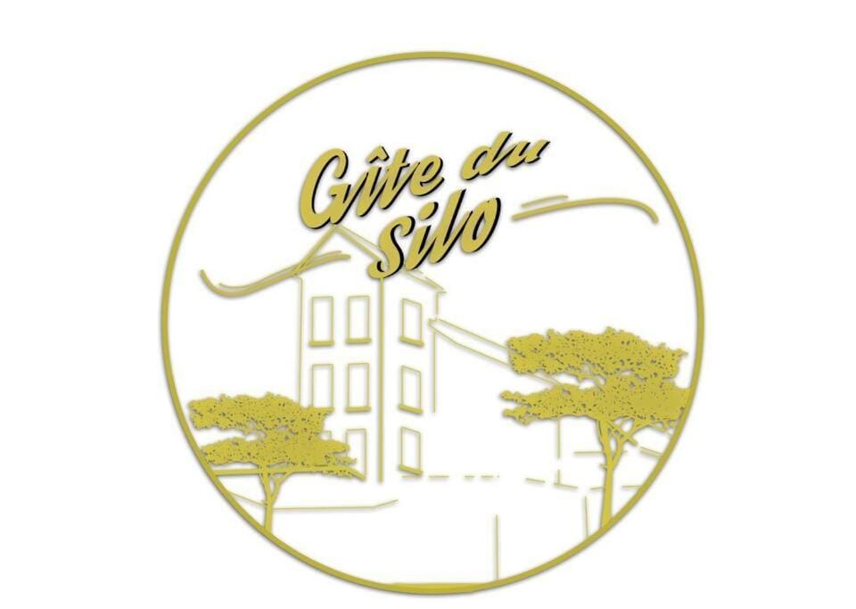 Gîte du Silo Loft atypique ,Tournesol , spa&piscine couverte, petit-dej en option Apartment in Bourgogne-Franche-Comté