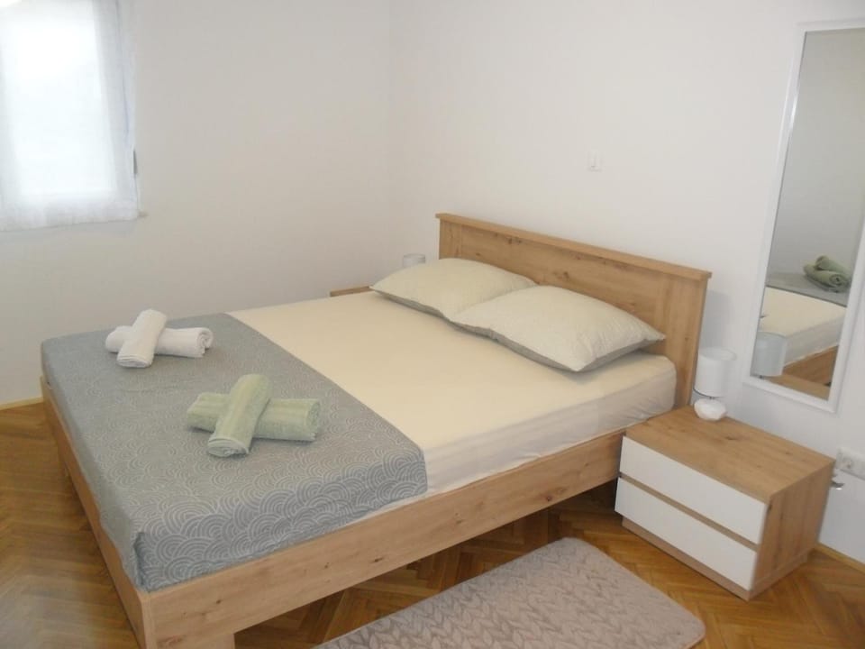 APARTMAN LJUBICA Apartment in Trogir