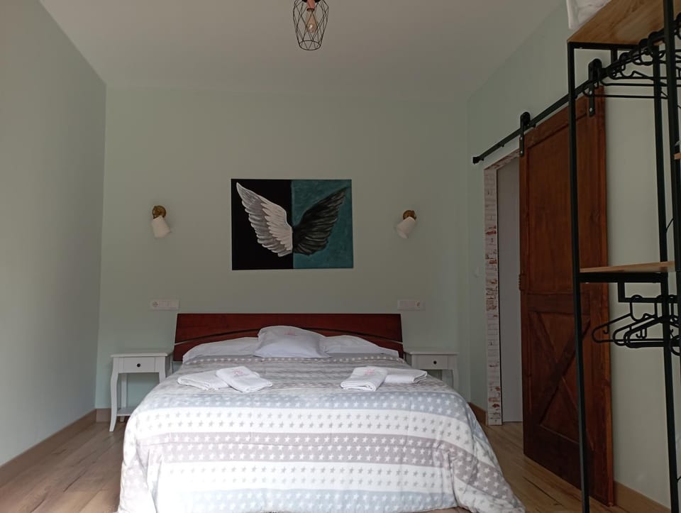 Bed, Photo of the whole room, Bedroom, towels, wardrobe