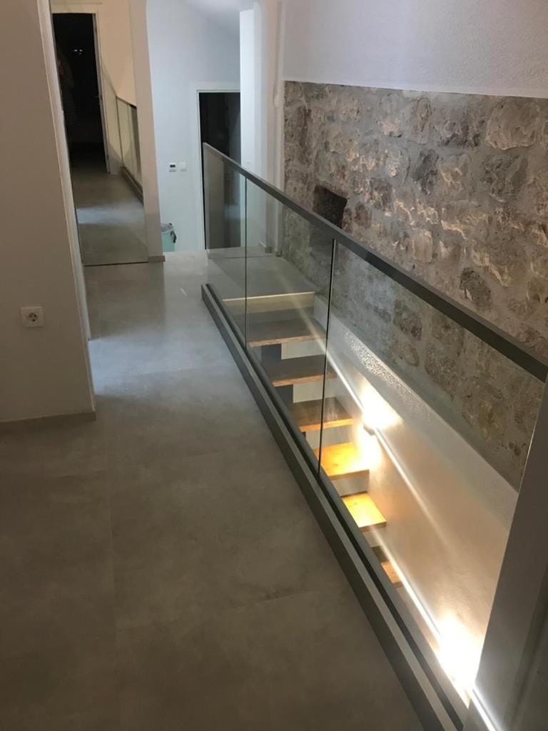 Lux Beach House M House in Budva Municipality