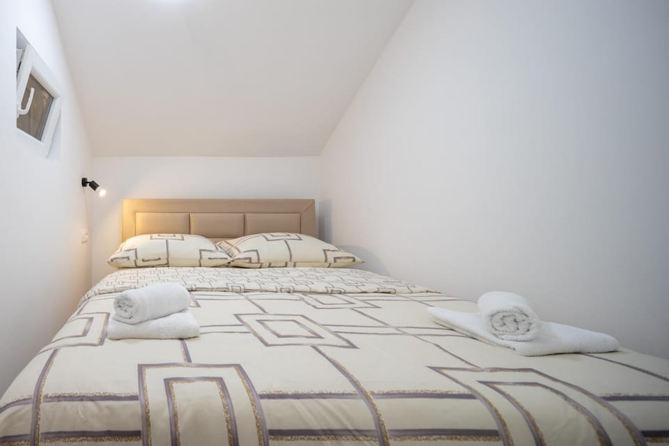 Lovely Apartment Ivana in Centre with Terrace Apartment in Split