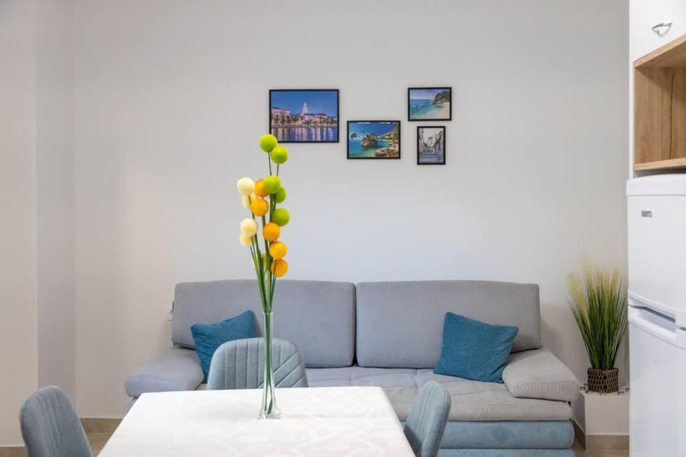 Lovely Apartment Ivana in Centre with Terrace Apartment in Split