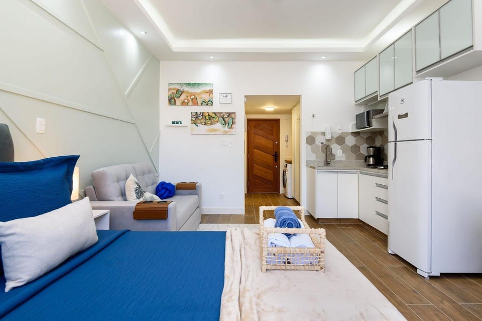 Studio w/ Christ the Redeemer view | SQC 143D/1320 Apartment in Rio de Janeiro
