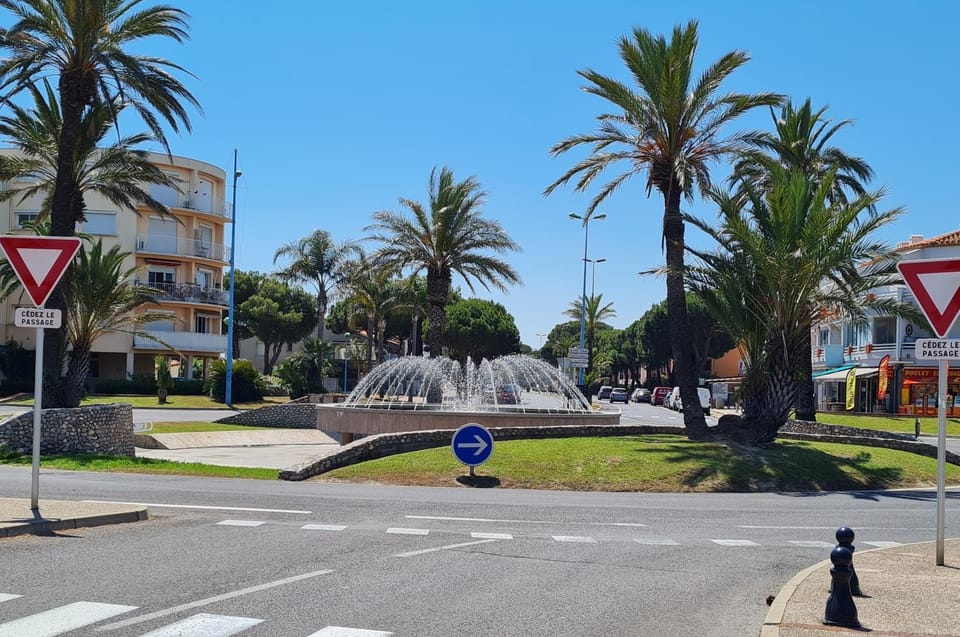 L HACIENDA - appartement 4 à 5 personnes proche plage et port - Parking Apartment in Saint-Cyprien