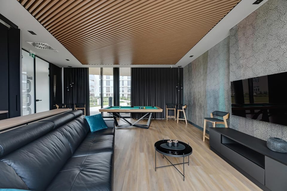 Communal lounge/ TV room, Billiard, Area and facilities