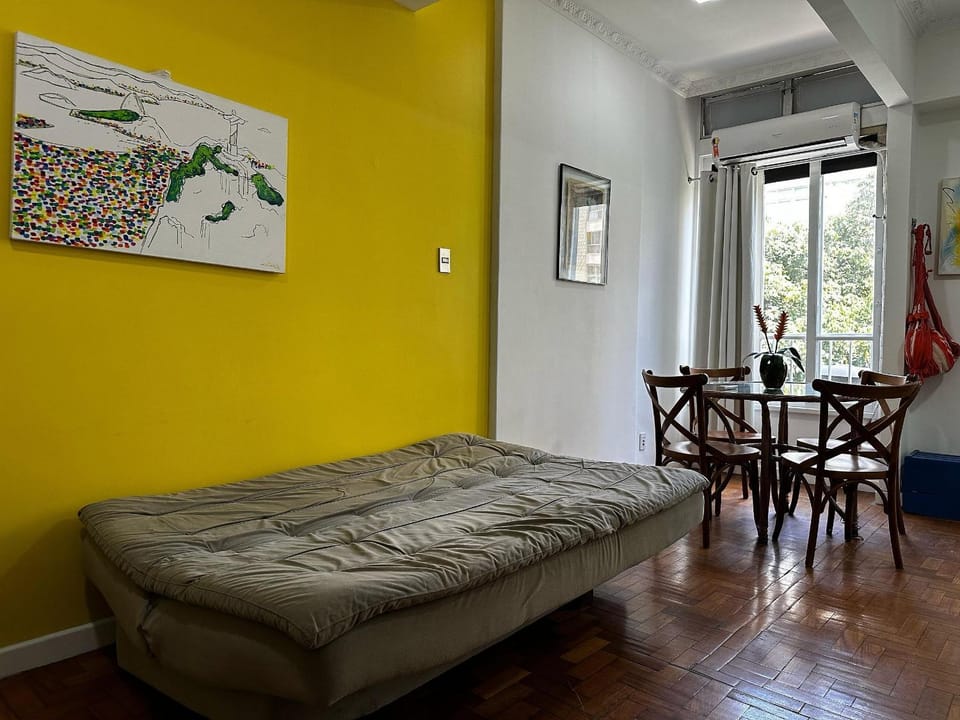 Apartment 300m from Ipanema Beach | VP318/404 Apartment in Rio de Janeiro