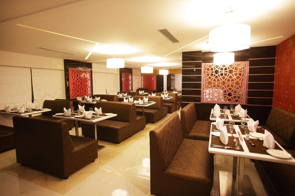 Restaurant/places to eat, Restaurant/places to eat