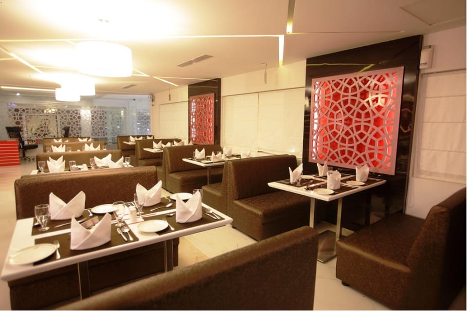 Restaurant/places to eat, Dining area