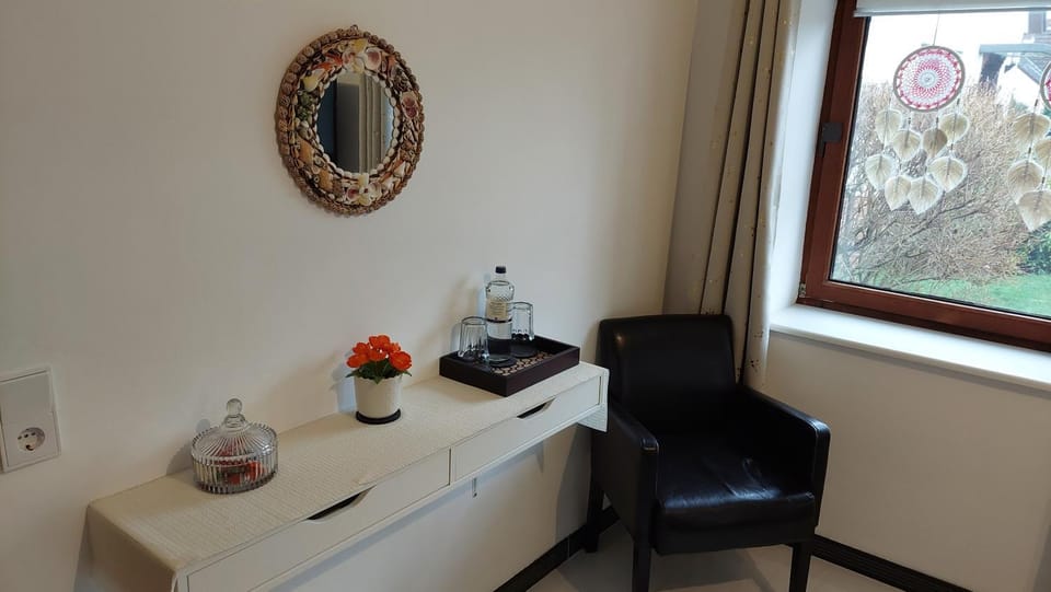 Bedroom, hair dresser