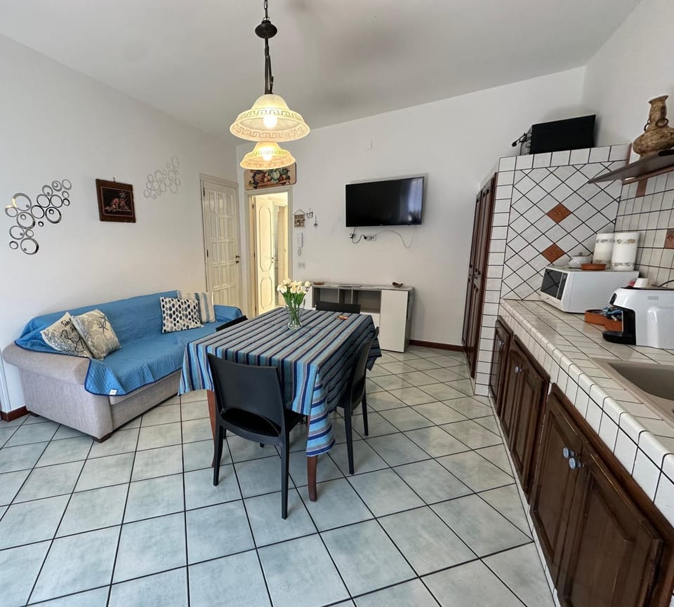 AMATI HOLIDAYS House in Palermo