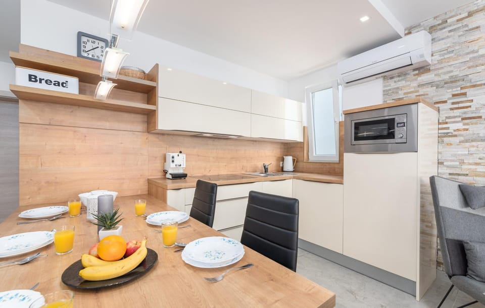 Soho Beach - DeLuxe Apartment Apartment in Istria County