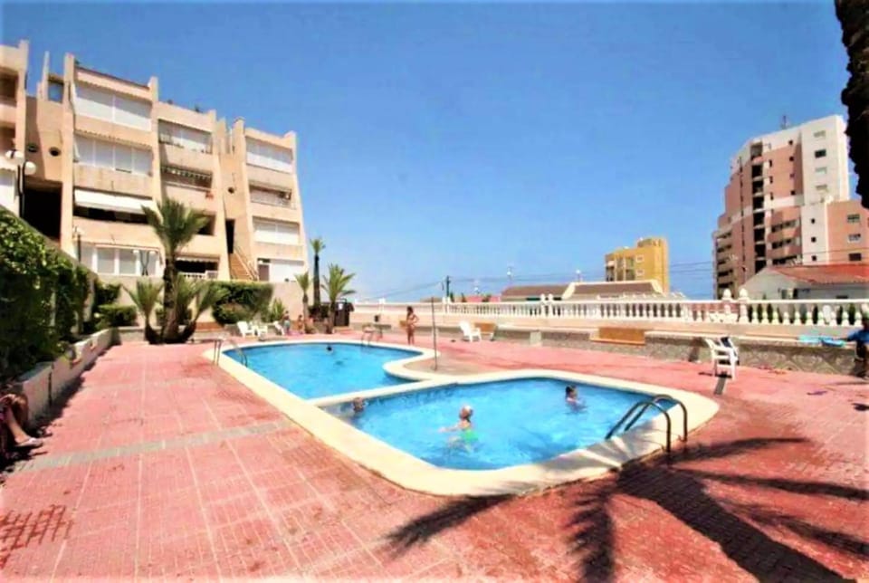 Property building, Swimming pool, Swimming pool