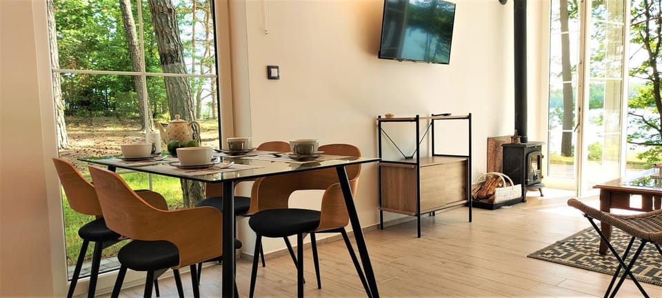 Communal lounge/ TV room, Dining area