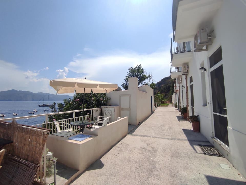 Aeolian Sea House Apartment in Sicily