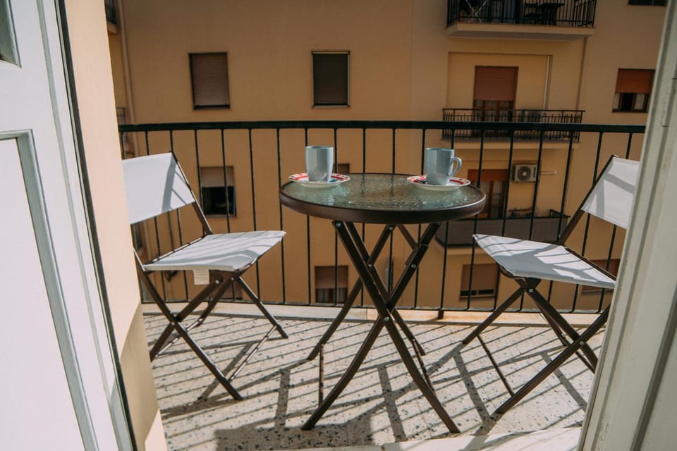 Day, Balcony/Terrace