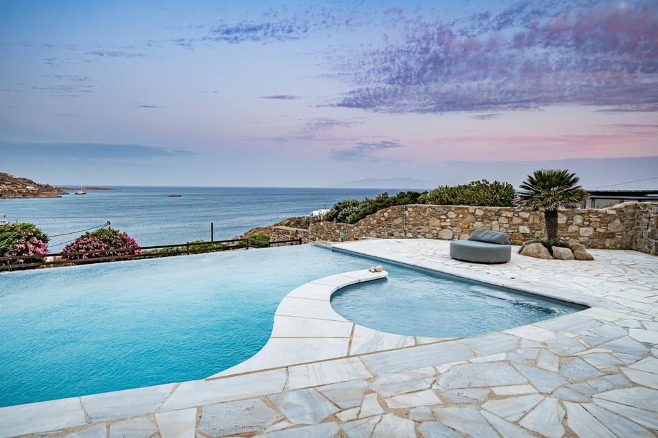 Pool view, Sea view, Swimming pool, Swimming pool, Sunset, sunbed