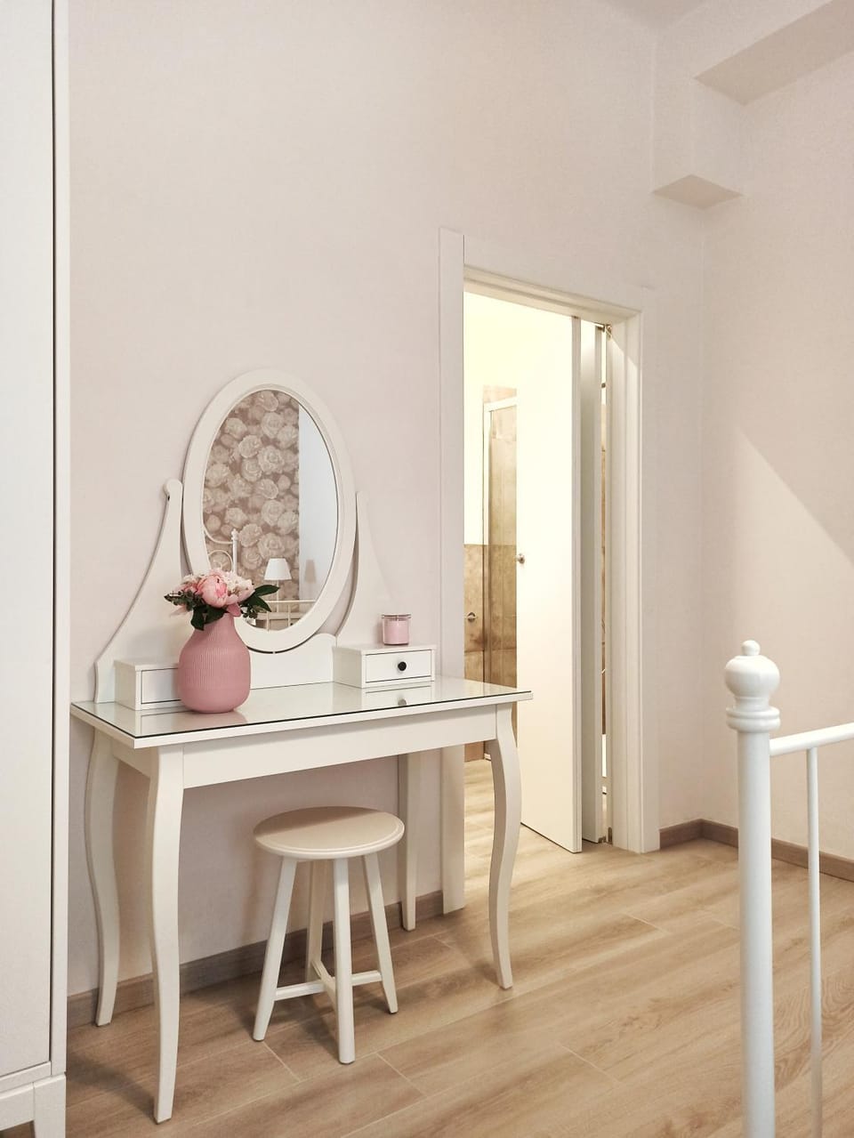 Decorative detail, Bedroom