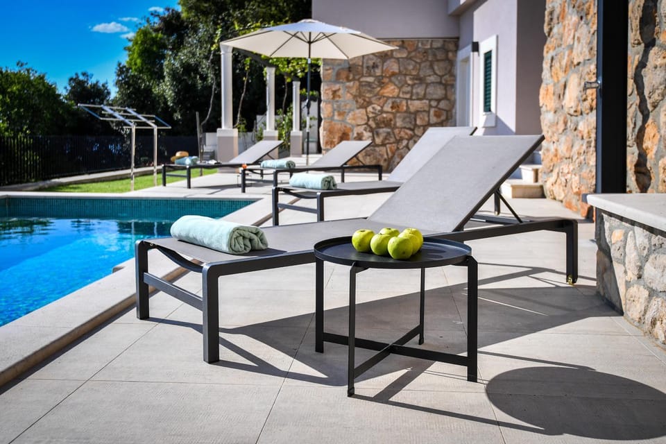 Patio, Swimming pool