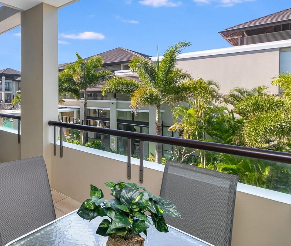 Balcony/Terrace, Pool view
