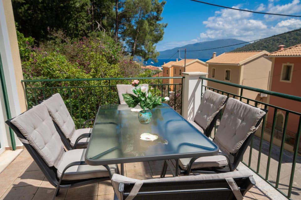 View (from property/room), Balcony/Terrace