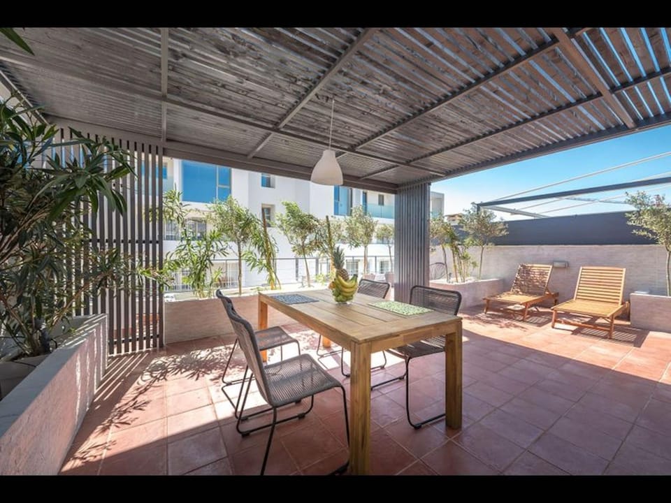 Patio, Balcony/Terrace, furniture, sunbed