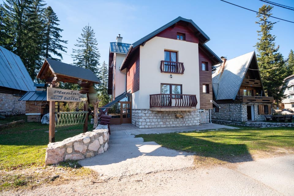 Shower, Toilet, BBQ facilities, Garden, Ski School, Skiing, Skiing, Snorkeling, Bathroom, TV and multimedia, Balcony/Terrace, Living room, Seating area, Hiking, Hiking, Cycling, Cycling, Bedroom