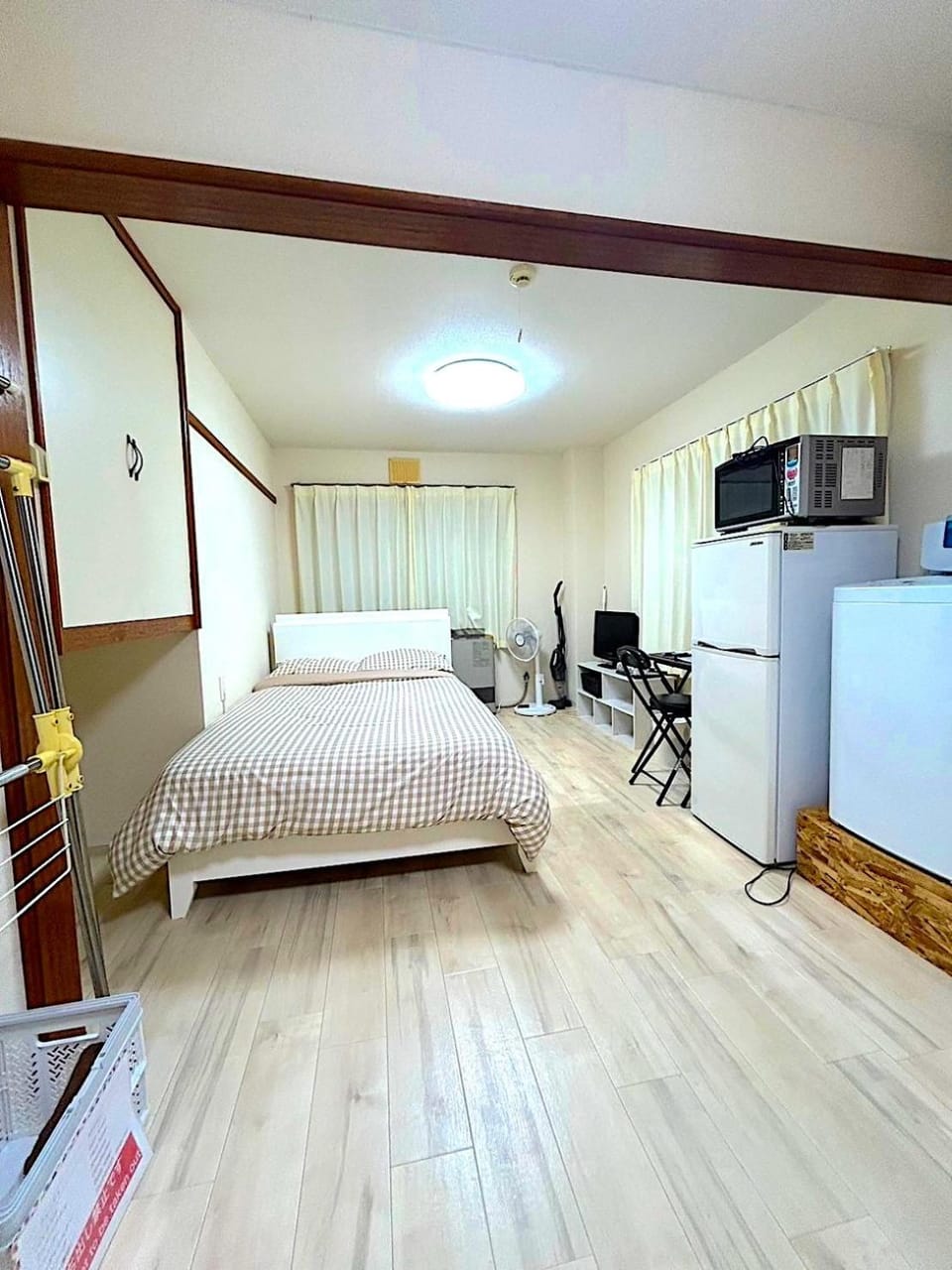 Photo of the whole room