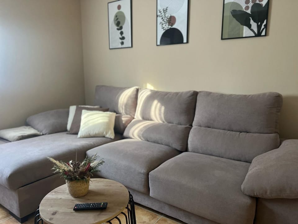 Villa San Perella House in O Morrazo