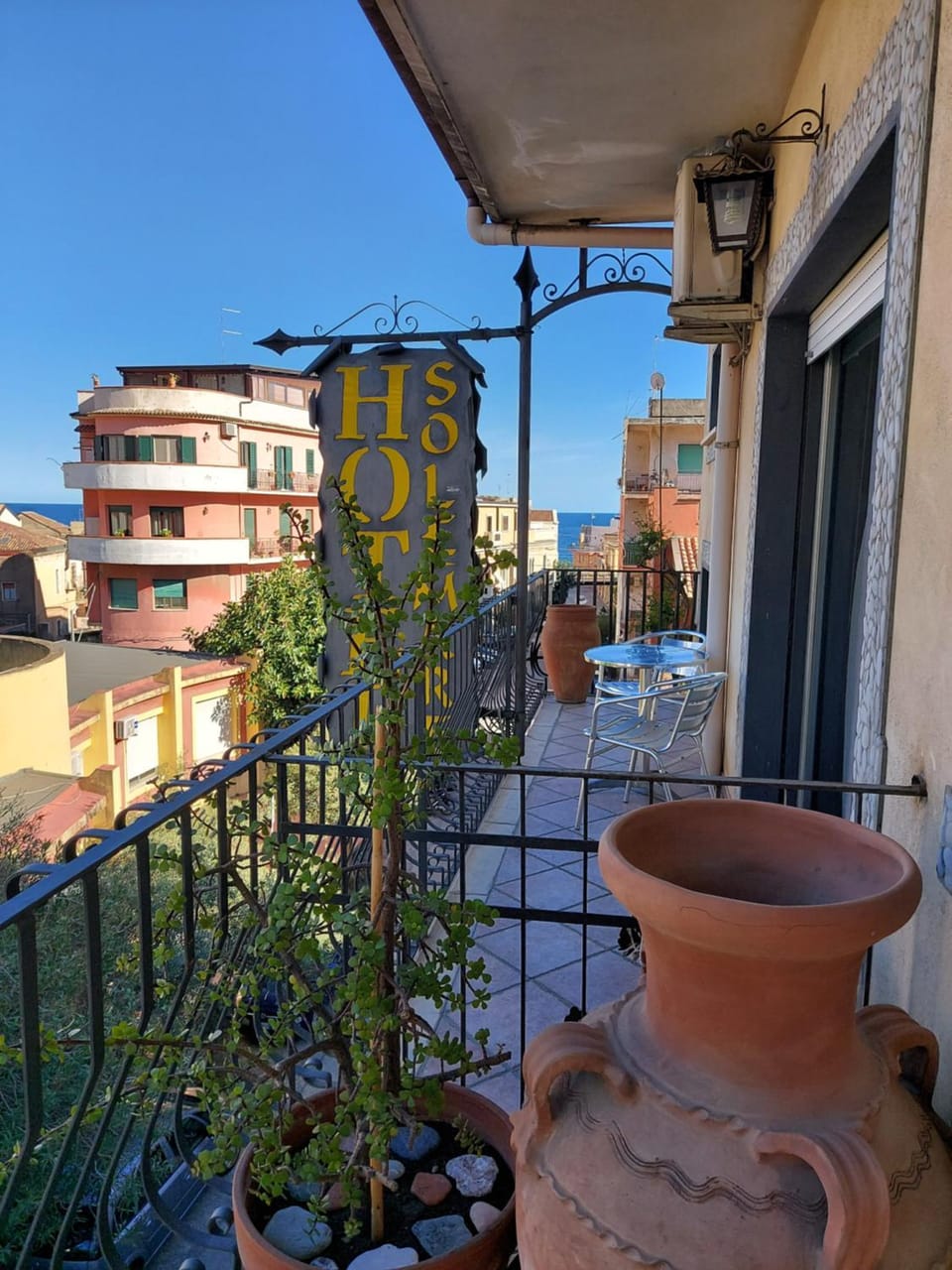 Sole Mare B&B Bed and Breakfast in Naxos
