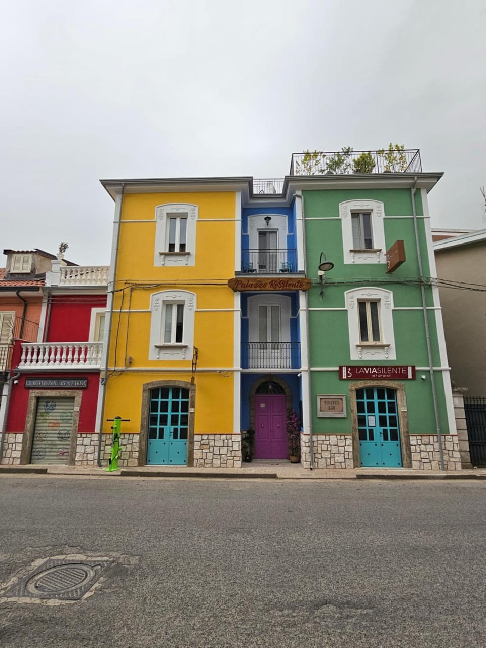 Property building, Street view