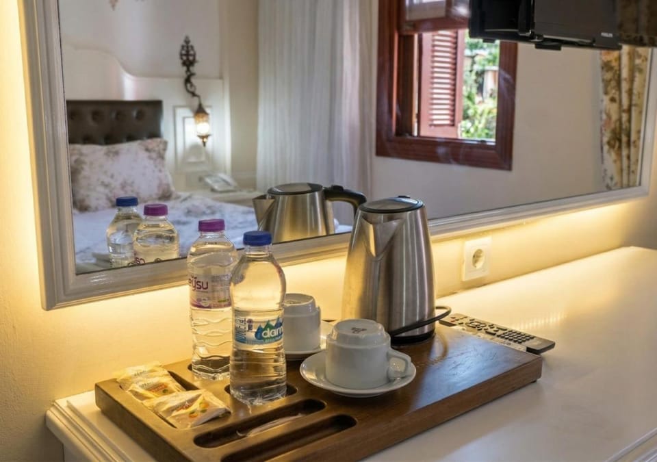 Kaleiçi Ozkavak Hotel Hotel in Antalya